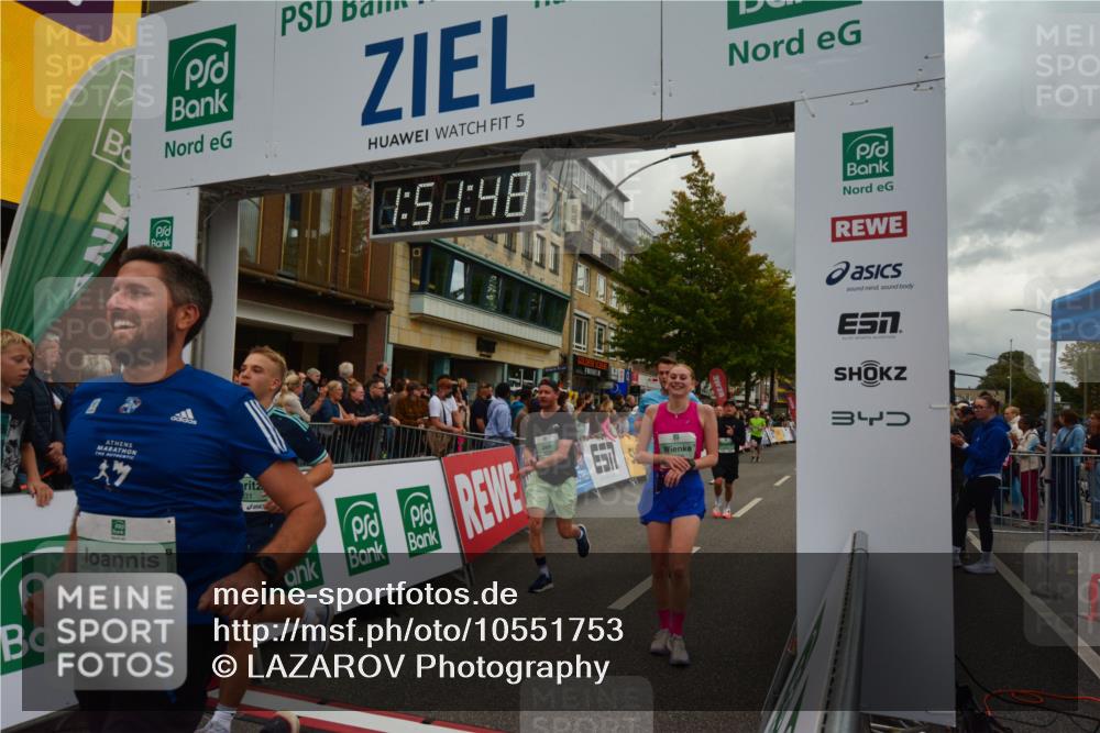 20.09.2026 - PSD Bank Halbmarathon LAZAROV Photography http://msf.ph/oto/10551753 20.09.2026 11:51:48 Ziel 1157, 1169, 1356, 1729, 2463, 2503, 2685, 2850, 3074, 4031, 4102, 4579, 4737 meine-sportfotos.de