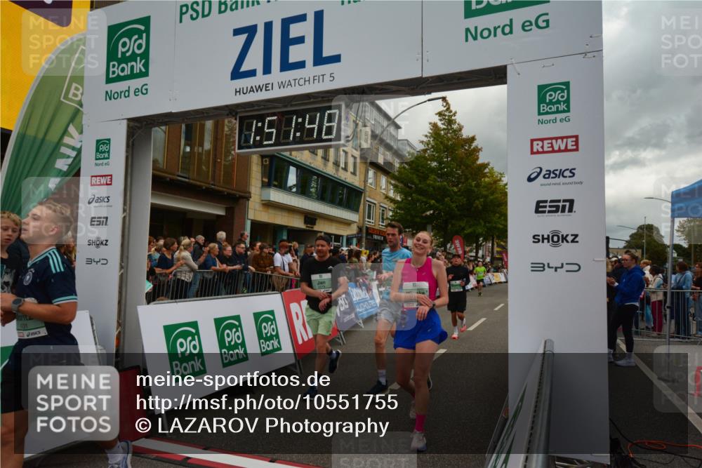 20.09.2026 - PSD Bank Halbmarathon LAZAROV Photography http://msf.ph/oto/10551755 20.09.2026 11:51:48 Ziel 1157, 1169, 1356, 1729, 2463, 2503, 2685, 2850, 3074, 4031, 4102, 4579, 4737 meine-sportfotos.de