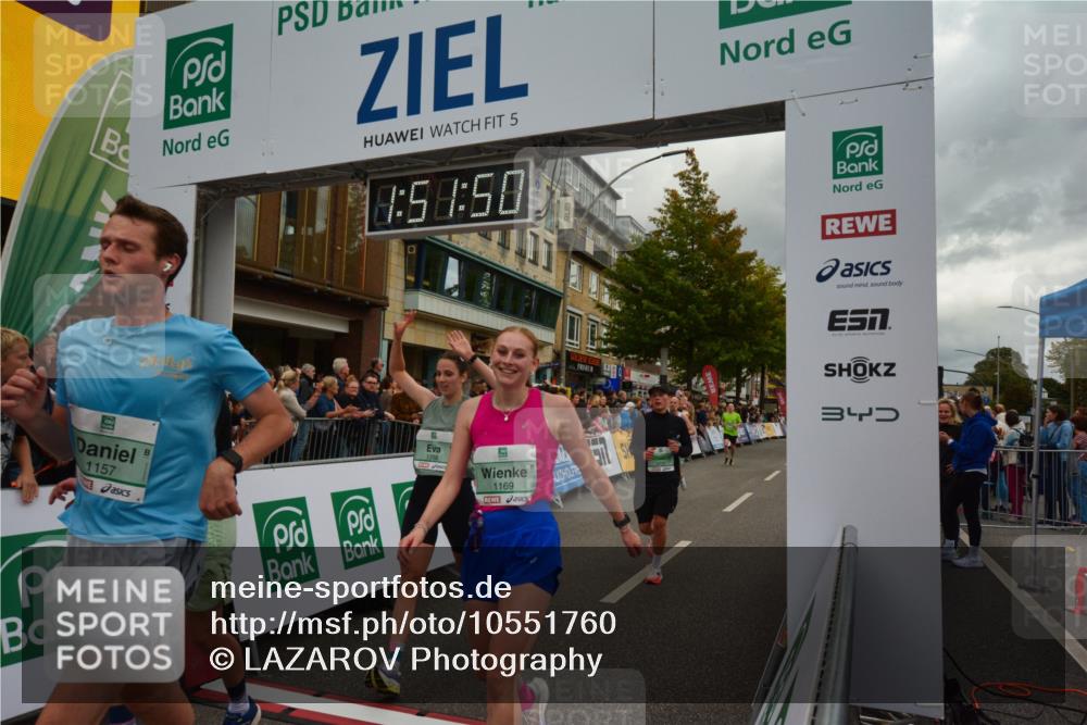 20.09.2026 - PSD Bank Halbmarathon LAZAROV Photography http://msf.ph/oto/10551760 20.09.2026 11:51:49 Ziel 1157, 1169, 1356, 1729, 2463, 2503, 2685, 2850, 3074, 3327, 4031, 4102, 4579, 4737 meine-sportfotos.de
