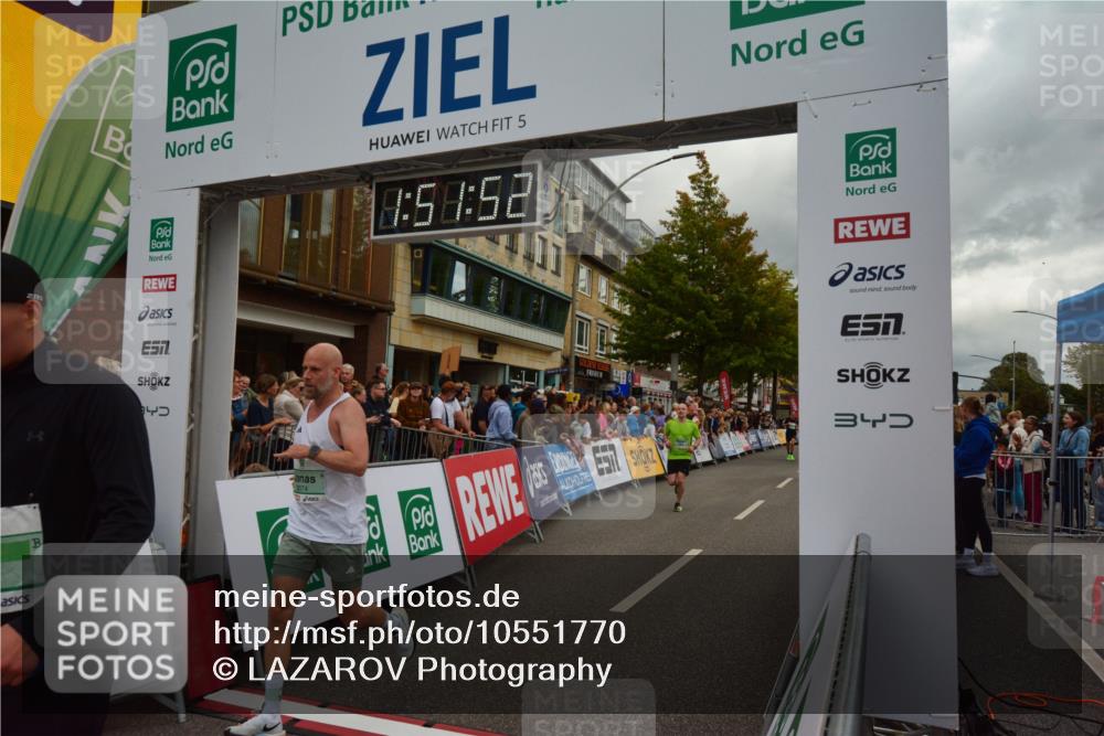 20.09.2026 - PSD Bank Halbmarathon LAZAROV Photography http://msf.ph/oto/10551770 20.09.2026 11:51:52 Ziel 1157, 1169, 1356, 1729, 2463, 2503, 2685, 2850, 3074, 3327, 4031, 4579, 4737 meine-sportfotos.de