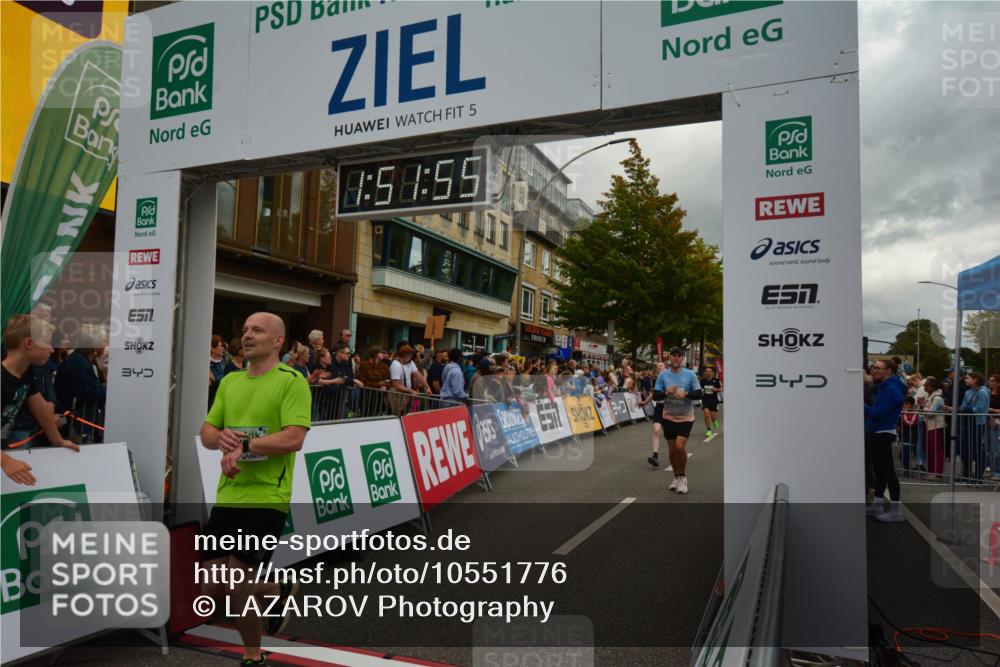 20.09.2026 - PSD Bank Halbmarathon LAZAROV Photography http://msf.ph/oto/10551776 20.09.2026 11:51:55 Ziel 1157, 1356, 1729, 2503, 2830, 2850, 3074, 3327, 4579, 4737 meine-sportfotos.de