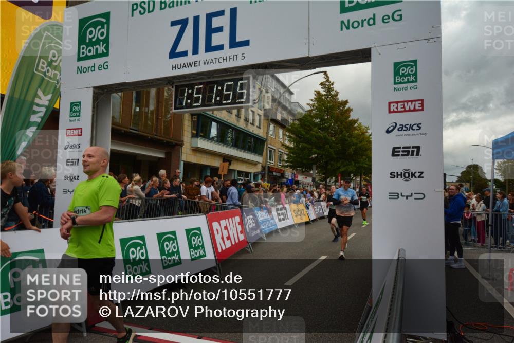20.09.2026 - PSD Bank Halbmarathon LAZAROV Photography http://msf.ph/oto/10551777 20.09.2026 11:51:55 Ziel 1157, 1356, 1729, 2503, 2830, 2850, 3074, 3327, 4579, 4737 meine-sportfotos.de