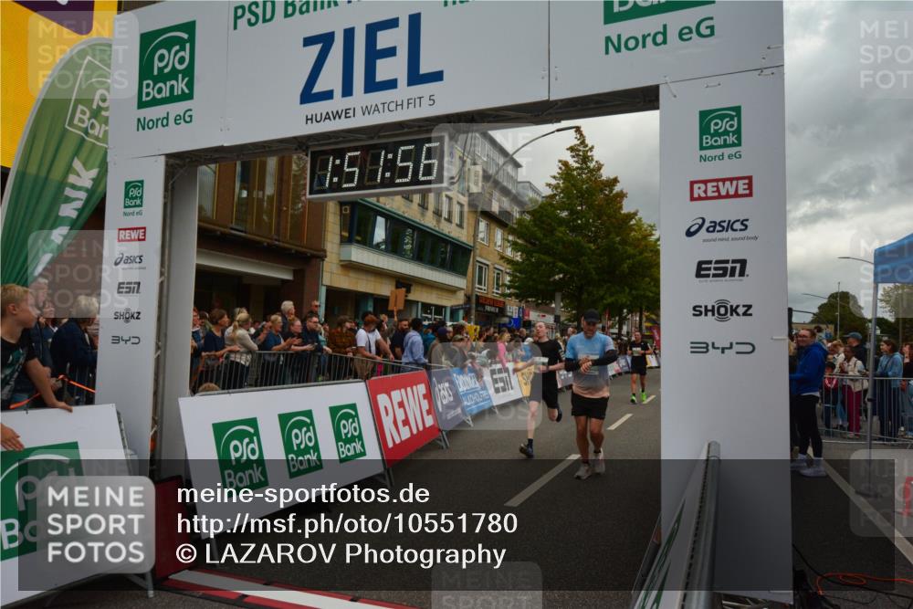 20.09.2026 - PSD Bank Halbmarathon LAZAROV Photography http://msf.ph/oto/10551780 20.09.2026 11:51:55 Ziel 1157, 1356, 1729, 2503, 2830, 2850, 3074, 3327, 4579, 4737 meine-sportfotos.de