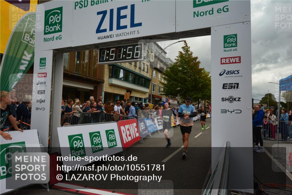 20.09.2026 - PSD Bank Halbmarathon LAZAROV Photography http://msf.ph/oto/10551781 20.09.2026 11:51:55 Ziel 1157, 1356, 1729, 2503, 2830, 2850, 3074, 3327, 4579, 4737 meine-sportfotos.de