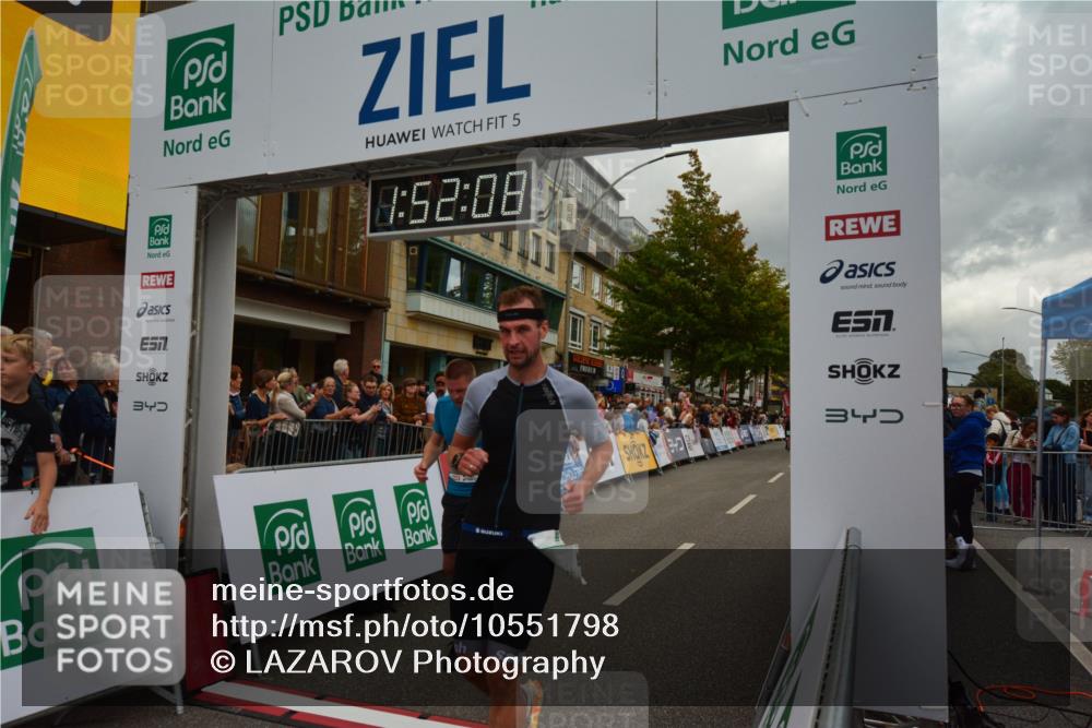 20.09.2026 - PSD Bank Halbmarathon LAZAROV Photography http://msf.ph/oto/10551798 20.09.2026 11:52:07 Ziel 2830, 3049, 3327, 3737, 4680, 4789 meine-sportfotos.de