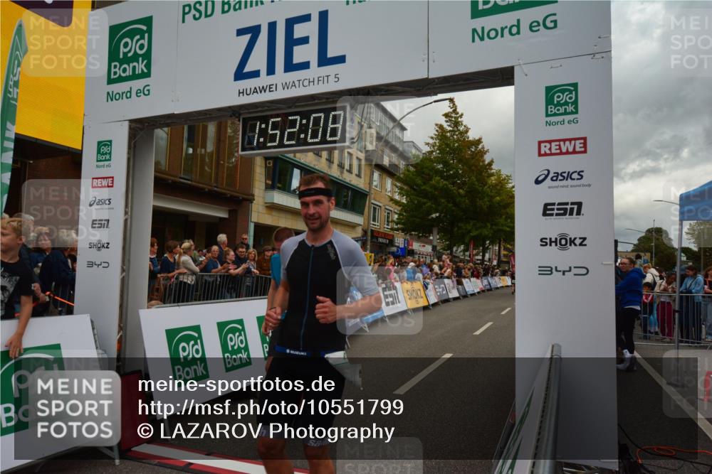 20.09.2026 - PSD Bank Halbmarathon LAZAROV Photography http://msf.ph/oto/10551799 20.09.2026 11:52:07 Ziel 2830, 3049, 3327, 3737, 4680, 4789 meine-sportfotos.de
