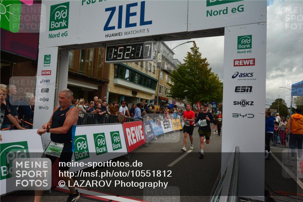 20.09.2026 - PSD Bank Halbmarathon LAZAROV Photography http://msf.ph/oto/10551812 20.09.2026 11:52:17 Ziel 1152, 3042, 3512, 3664, 3737, 4539, 4609, 4680, 4789 meine-sportfotos.de