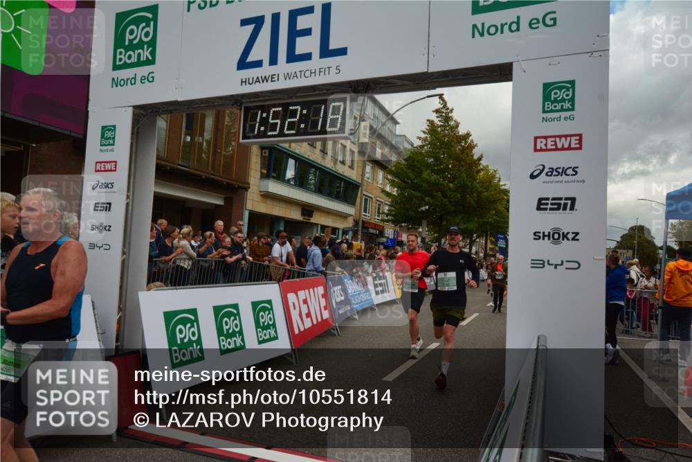 20.09.2026 - PSD Bank Halbmarathon LAZAROV Photography http://msf.ph/oto/10551814 20.09.2026 11:52:17 Ziel 1152, 3042, 3512, 3664, 3737, 4539, 4609, 4680, 4789 meine-sportfotos.de
