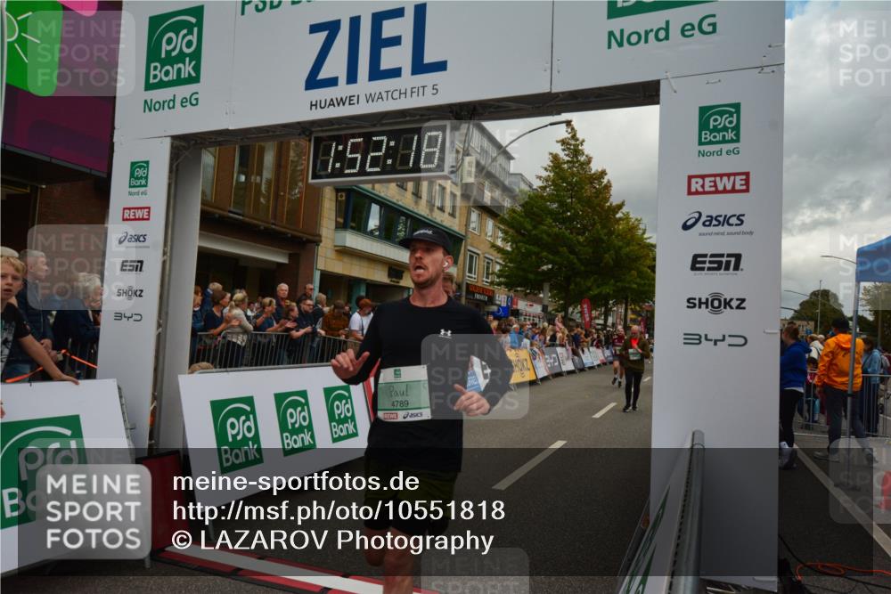 20.09.2026 - PSD Bank Halbmarathon LAZAROV Photography http://msf.ph/oto/10551818 20.09.2026 11:52:18 Ziel 1152, 3042, 3047, 3512, 3664, 3737, 4539, 4609, 4680, 4789 meine-sportfotos.de