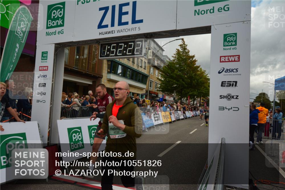 20.09.2026 - PSD Bank Halbmarathon LAZAROV Photography http://msf.ph/oto/10551826 20.09.2026 11:52:22 Ziel 1130, 1152, 1196, 1254, 1732, 1889, 3042, 3047, 3512, 3664, 3737, 4539, 4609, 4680, 4714, 4789 meine-sportfotos.de