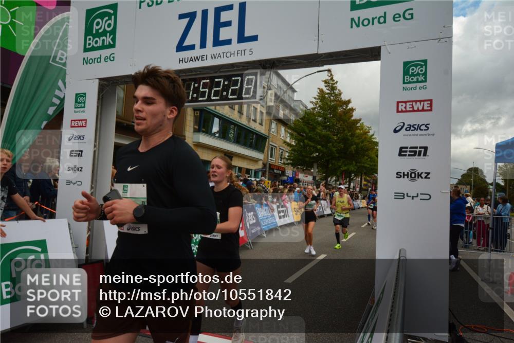 20.09.2026 - PSD Bank Halbmarathon LAZAROV Photography http://msf.ph/oto/10551842 20.09.2026 11:52:28 Ziel 1130, 1152, 1196, 1254, 1732, 1853, 1889, 3042, 3047, 3512, 3664, 4071, 4539, 4609, 4714, 4768 meine-sportfotos.de