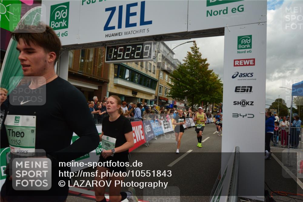 20.09.2026 - PSD Bank Halbmarathon LAZAROV Photography http://msf.ph/oto/10551843 20.09.2026 11:52:28 Ziel 1130, 1152, 1196, 1254, 1732, 1853, 1889, 3042, 3047, 3512, 3664, 4071, 4539, 4609, 4714, 4768 meine-sportfotos.de