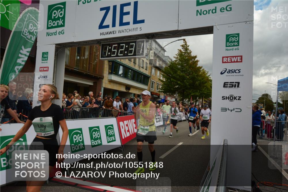 20.09.2026 - PSD Bank Halbmarathon LAZAROV Photography http://msf.ph/oto/10551848 20.09.2026 11:52:30 Ziel 1130, 1152, 1196, 1254, 1732, 1853, 1889, 3047, 3512, 3515, 3664, 4071, 4609, 4714, 4768 meine-sportfotos.de