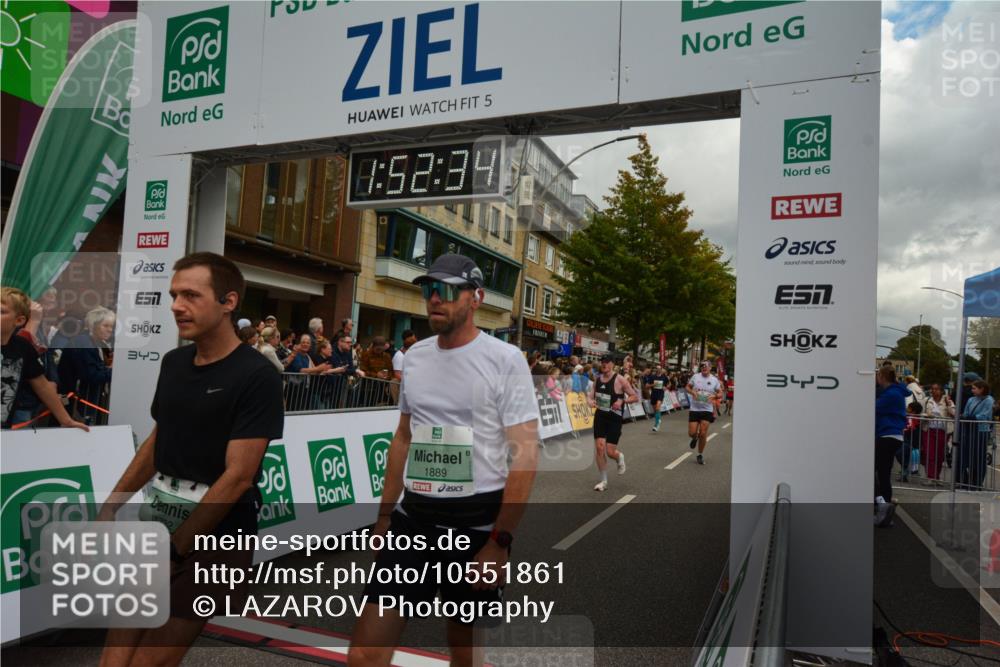20.09.2026 - PSD Bank Halbmarathon LAZAROV Photography http://msf.ph/oto/10551861 20.09.2026 11:52:34 Ziel 1130, 1196, 1254, 1732, 1853, 1889, 2028, 2113, 3047, 3227, 3515, 3664, 4071, 4714, 4768 meine-sportfotos.de