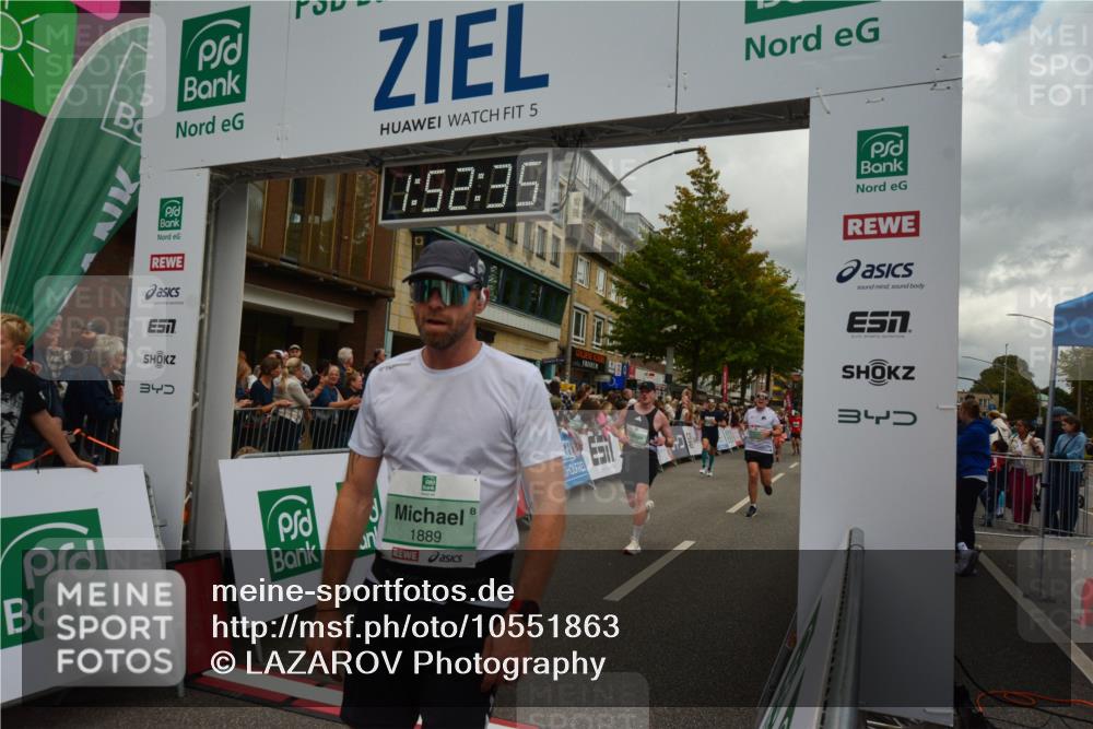 20.09.2026 - PSD Bank Halbmarathon LAZAROV Photography http://msf.ph/oto/10551863 20.09.2026 11:52:34 Ziel 1130, 1196, 1254, 1732, 1853, 1889, 2028, 2113, 3047, 3227, 3515, 3664, 4071, 4714, 4768 meine-sportfotos.de