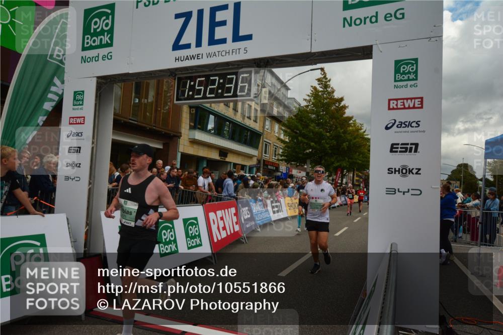 20.09.2026 - PSD Bank Halbmarathon LAZAROV Photography http://msf.ph/oto/10551866 20.09.2026 11:52:36 Ziel 1130, 1196, 1254, 1732, 1853, 1889, 2028, 2113, 3047, 3227, 3515, 4071, 4714, 4768 meine-sportfotos.de