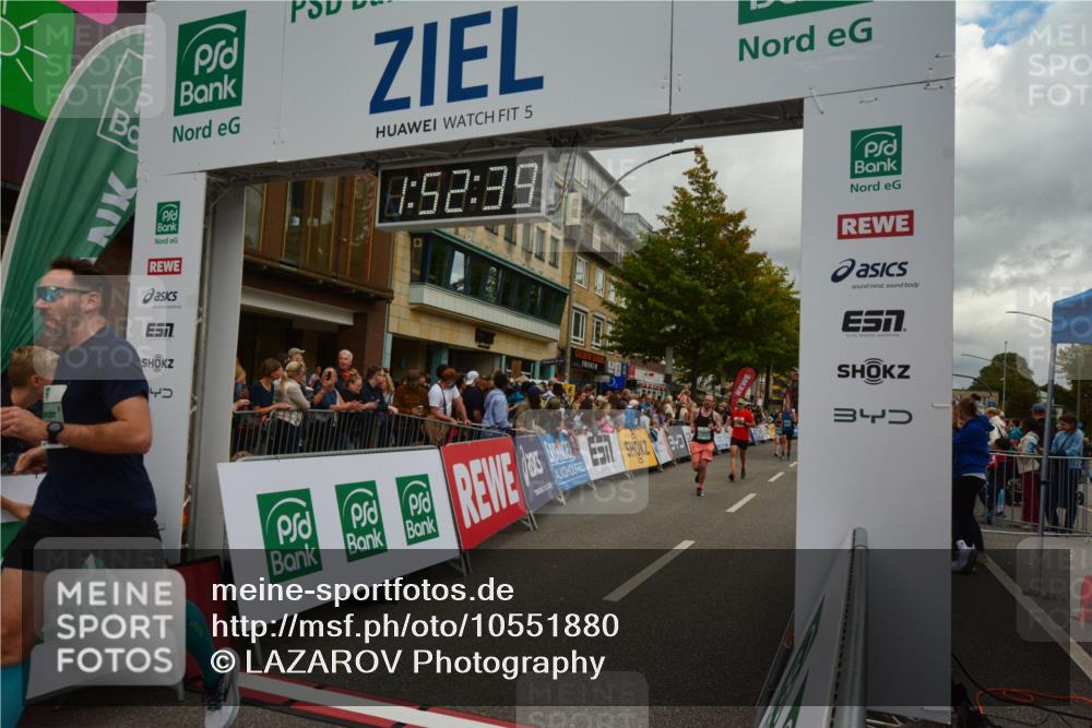 20.09.2026 - PSD Bank Halbmarathon LAZAROV Photography http://msf.ph/oto/10551880 20.09.2026 11:52:38 Ziel 1130, 1196, 1254, 1732, 1853, 1889, 2028, 2113, 3227, 3515, 4071, 4768 meine-sportfotos.de