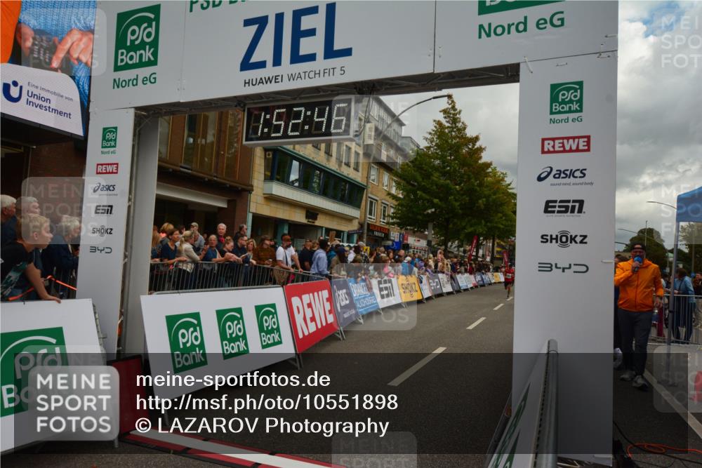 20.09.2026 - PSD Bank Halbmarathon LAZAROV Photography http://msf.ph/oto/10551898 20.09.2026 11:52:46 Ziel 1365, 2028, 2113, 3018, 3050, 3227, 3515, 4020, 4230, 4451 meine-sportfotos.de