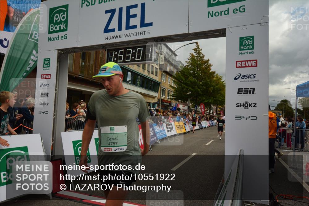 20.09.2026 - PSD Bank Halbmarathon LAZAROV Photography http://msf.ph/oto/10551922 20.09.2026 11:53:00 Ziel 1365, 2528, 2870, 3018, 3041, 3050, 3371, 3505, 4020, 4451, 4624, 4757 meine-sportfotos.de