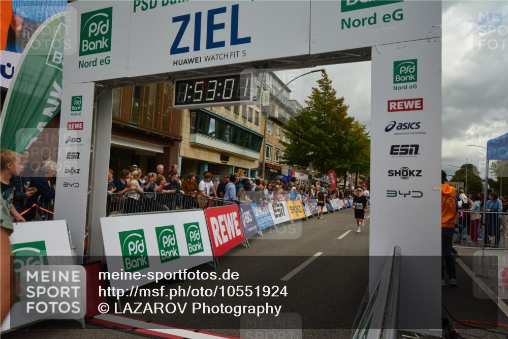 20.09.2026 - PSD Bank Halbmarathon LAZAROV Photography http://msf.ph/oto/10551924 20.09.2026 11:53:01 Ziel 1365, 2528, 2870, 3018, 3041, 3050, 3371, 3505, 4020, 4451, 4624, 4757 meine-sportfotos.de