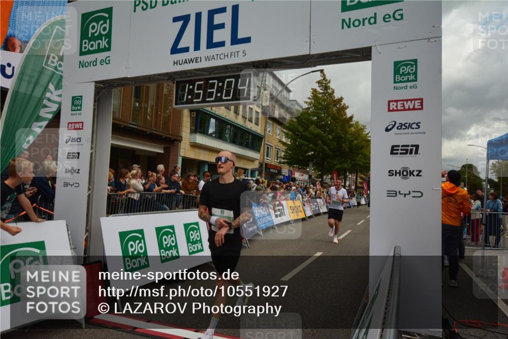 20.09.2026 - PSD Bank Halbmarathon LAZAROV Photography http://msf.ph/oto/10551927 20.09.2026 11:53:04 Ziel 1365, 1666, 2286, 2528, 2870, 3018, 3041, 3371, 3505, 4020, 4624, 4757 meine-sportfotos.de