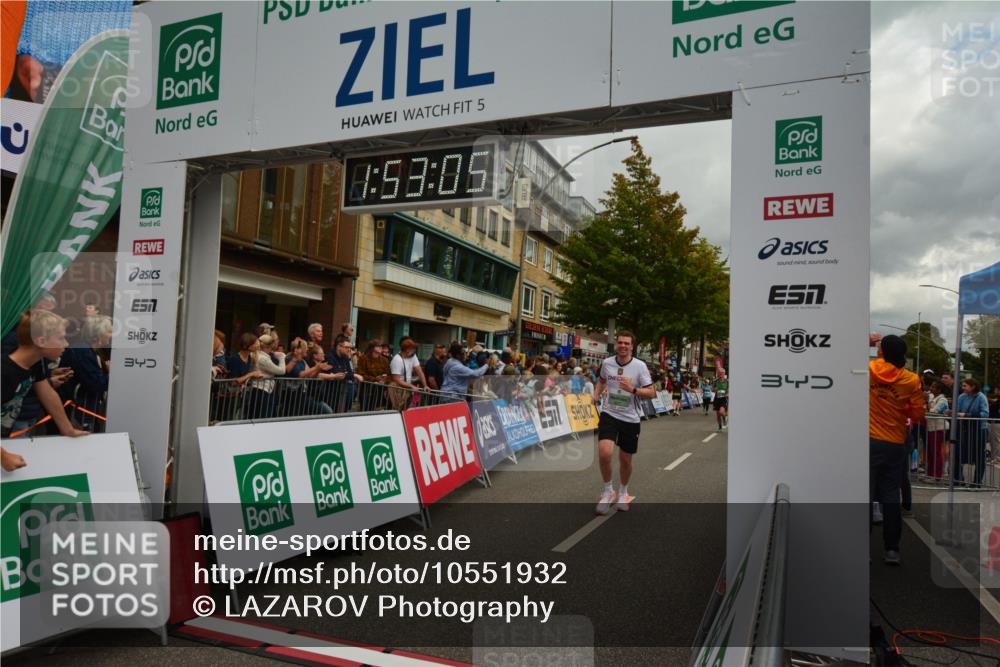 20.09.2026 - PSD Bank Halbmarathon LAZAROV Photography http://msf.ph/oto/10551932 20.09.2026 11:53:04 Ziel 1365, 1666, 2286, 2528, 2870, 3018, 3041, 3371, 3505, 4020, 4624, 4757 meine-sportfotos.de