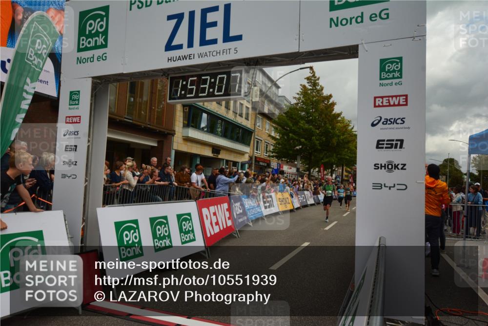 20.09.2026 - PSD Bank Halbmarathon LAZAROV Photography http://msf.ph/oto/10551939 20.09.2026 11:53:06 Ziel 1666, 2286, 2870, 3041, 3371, 3505, 4507, 4624, 4757 meine-sportfotos.de