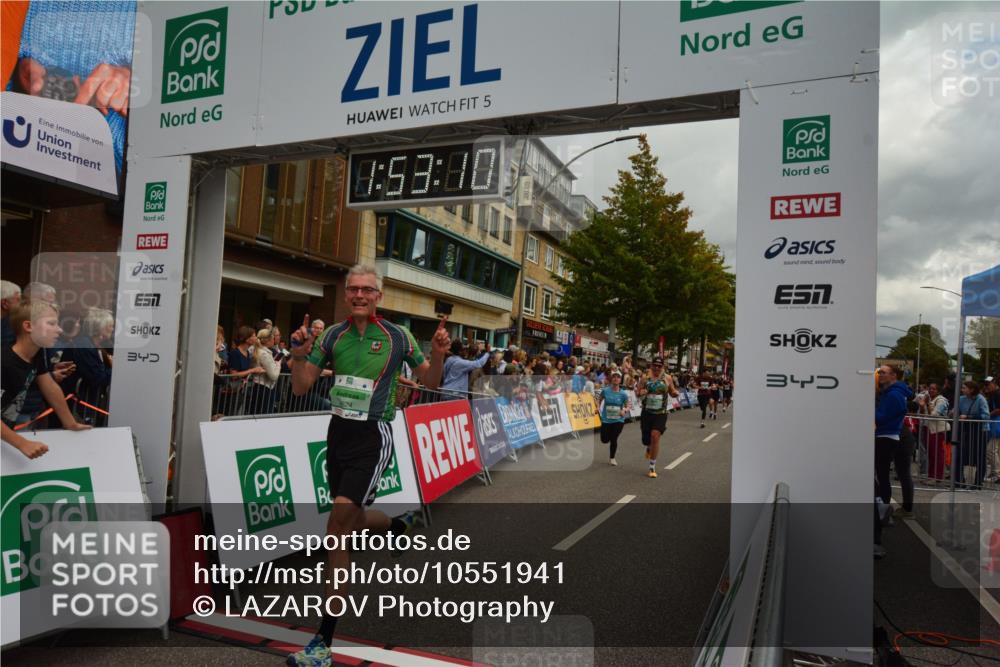 20.09.2026 - PSD Bank Halbmarathon LAZAROV Photography http://msf.ph/oto/10551941 20.09.2026 11:53:09 Ziel 1046, 1666, 1701, 2286, 2870, 3041, 3371, 3505, 4507, 4624 meine-sportfotos.de