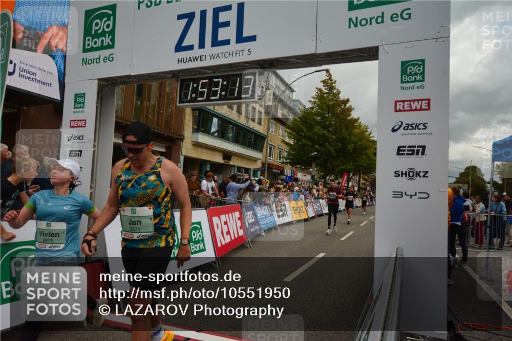 20.09.2026 - PSD Bank Halbmarathon LAZAROV Photography http://msf.ph/oto/10551950 20.09.2026 11:53:12 Ziel 1046, 1666, 1701, 2106, 2286, 2650, 2870, 3041, 3371, 4386, 4507, 4624 meine-sportfotos.de