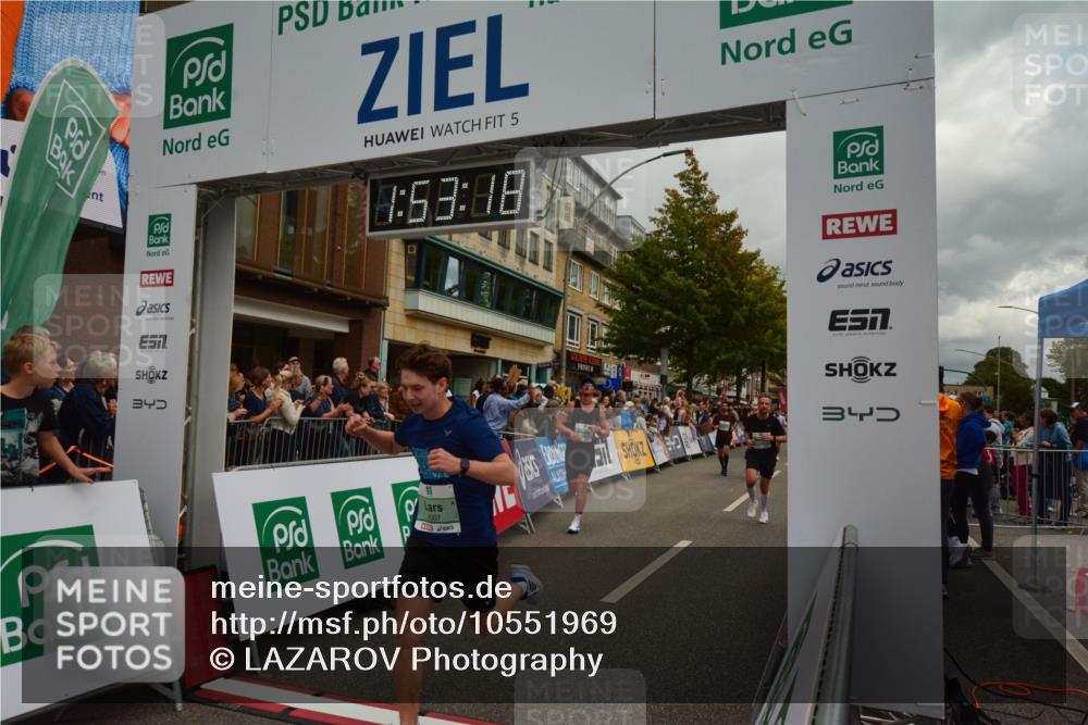 20.09.2026 - PSD Bank Halbmarathon LAZAROV Photography http://msf.ph/oto/10551969 20.09.2026 11:53:18 Ziel 1012, 1046, 1666, 1701, 2106, 2270, 2286, 2650, 2870, 3154, 3371, 4386, 4507 meine-sportfotos.de
