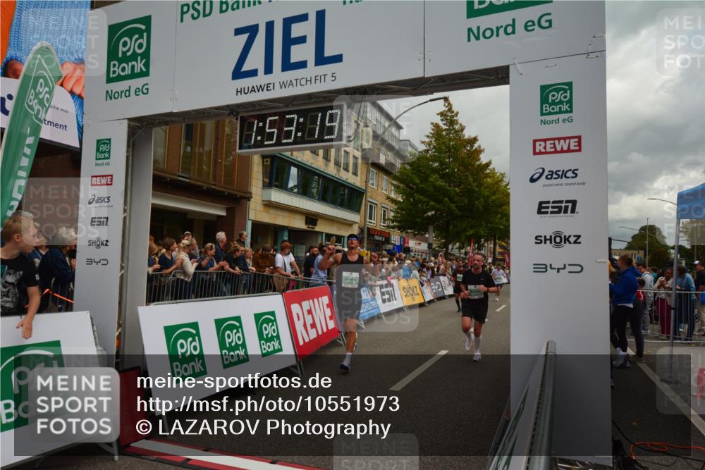20.09.2026 - PSD Bank Halbmarathon LAZAROV Photography http://msf.ph/oto/10551973 20.09.2026 11:53:18 Ziel 1012, 1046, 1666, 1701, 2106, 2270, 2286, 2650, 2870, 3154, 3371, 4386, 4507 meine-sportfotos.de
