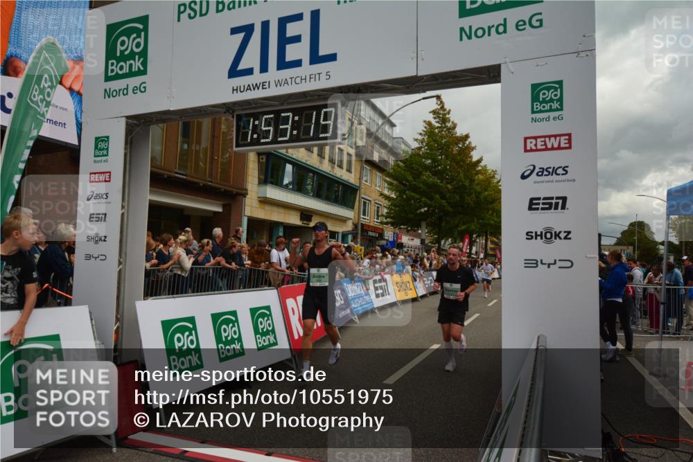 20.09.2026 - PSD Bank Halbmarathon LAZAROV Photography http://msf.ph/oto/10551975 20.09.2026 11:53:19 Ziel 1012, 1046, 1528, 1666, 1701, 2106, 2270, 2286, 2650, 3154, 3376, 4386, 4507 meine-sportfotos.de