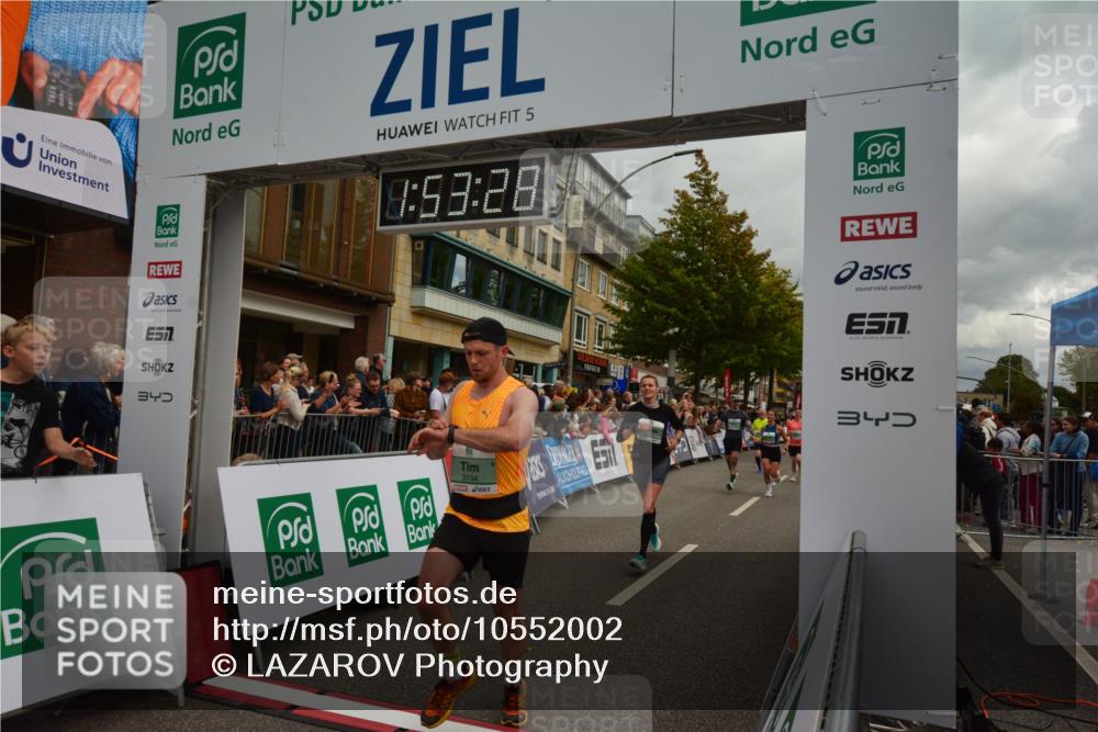 20.09.2026 - PSD Bank Halbmarathon LAZAROV Photography http://msf.ph/oto/10552002 20.09.2026 11:53:27 Ziel 1012, 1528, 2106, 2270, 2350, 2611, 2650, 3154, 3376, 3678, 3702, 3867, 4025, 4386 meine-sportfotos.de