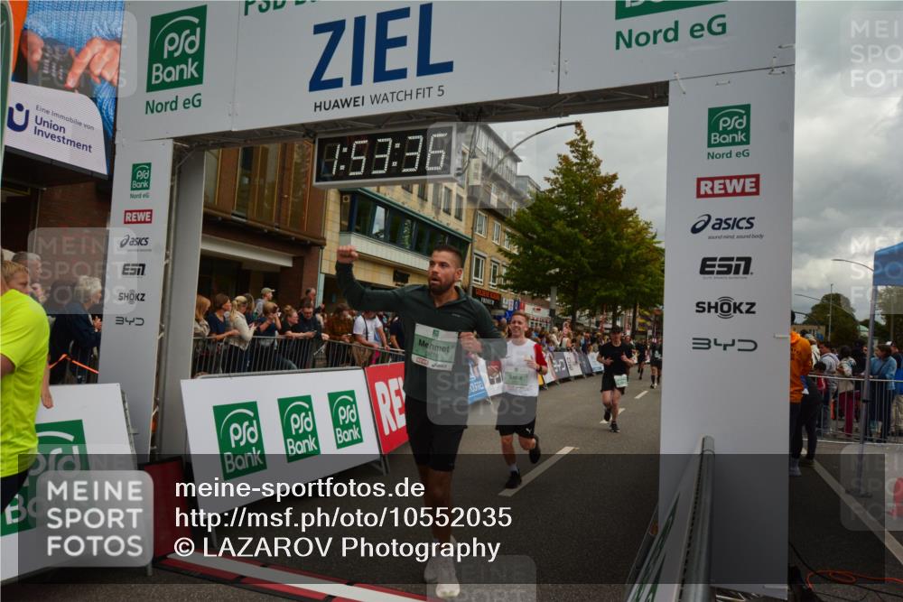 20.09.2026 - PSD Bank Halbmarathon LAZAROV Photography http://msf.ph/oto/10552035 20.09.2026 11:53:36 Ziel 1462, 1528, 1961, 2350, 2611, 3376, 3678, 3702, 3867, 4021, 4025, 4426, 4770 meine-sportfotos.de