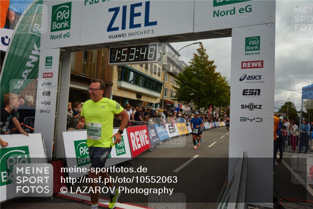 20.09.2026 - PSD Bank Halbmarathon LAZAROV Photography http://msf.ph/oto/10552063 20.09.2026 11:53:47 Ziel 1014, 1346, 1462, 1961, 2879, 3106, 3479, 3840, 4021, 4426, 4770 meine-sportfotos.de