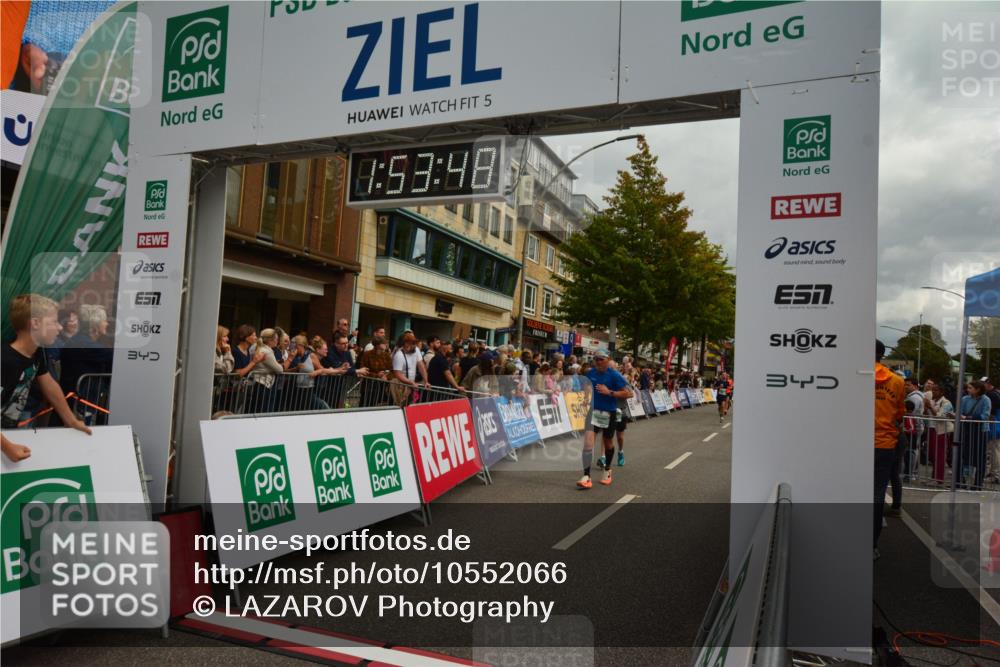 20.09.2026 - PSD Bank Halbmarathon LAZAROV Photography http://msf.ph/oto/10552066 20.09.2026 11:53:48 Ziel 1014, 1346, 1462, 2879, 3106, 3479, 3840, 4021, 4426, 4770 meine-sportfotos.de