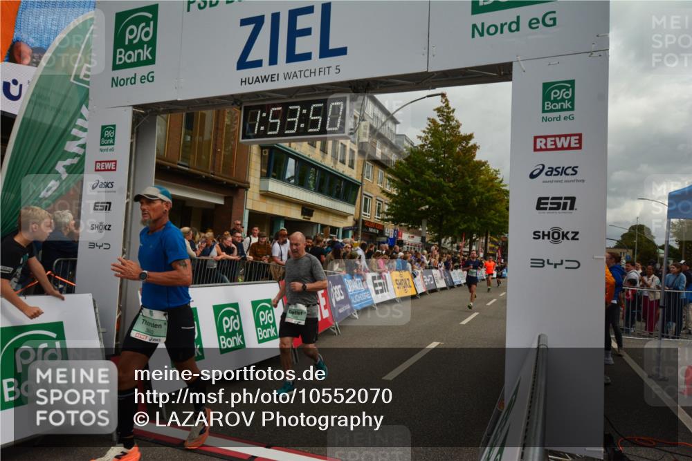 20.09.2026 - PSD Bank Halbmarathon LAZAROV Photography http://msf.ph/oto/10552070 20.09.2026 11:53:50 Ziel 1014, 1346, 2879, 3106, 3479, 3840, 4426 meine-sportfotos.de