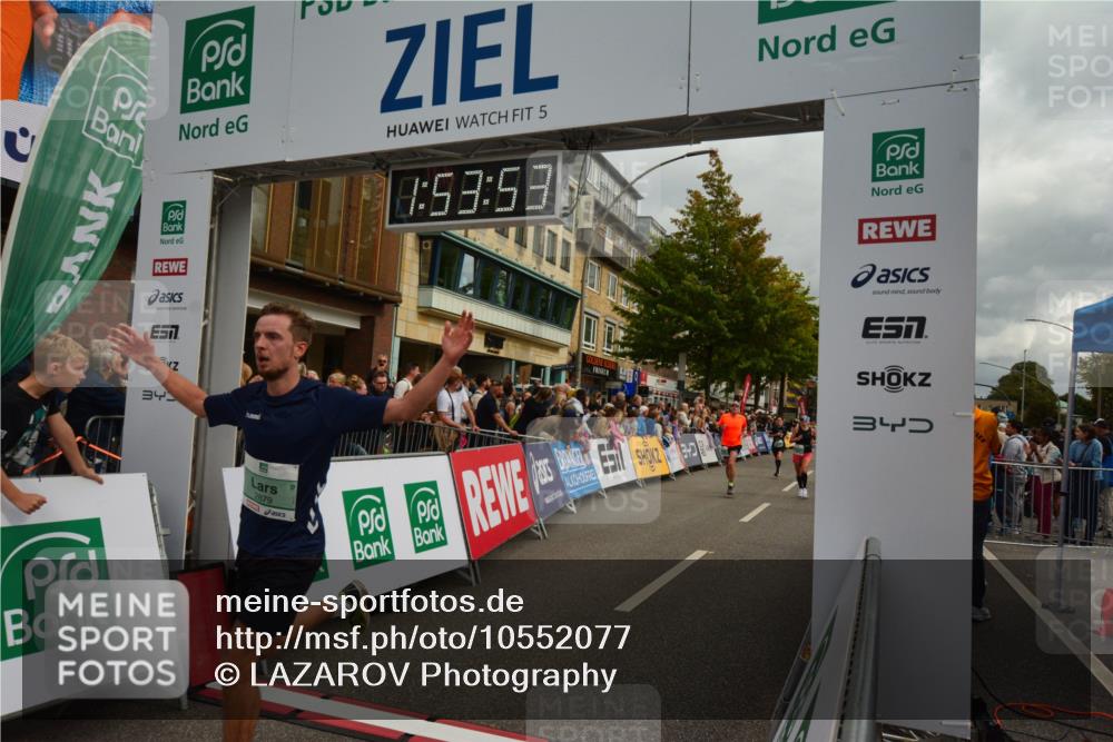 20.09.2026 - PSD Bank Halbmarathon LAZAROV Photography http://msf.ph/oto/10552077 20.09.2026 11:53:53 Ziel 1014, 1346, 2144, 2879, 3106, 3479, 3840, 4426, 4742 meine-sportfotos.de