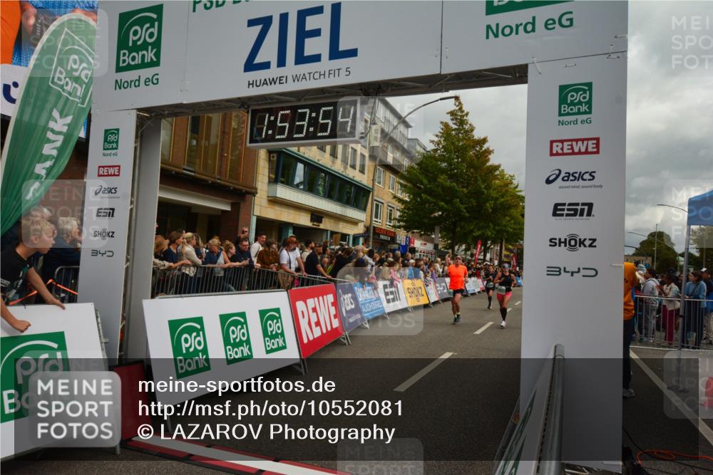 20.09.2026 - PSD Bank Halbmarathon LAZAROV Photography http://msf.ph/oto/10552081 20.09.2026 11:53:53 Ziel 1014, 1346, 2144, 2879, 3106, 3479, 3840, 4426, 4742 meine-sportfotos.de