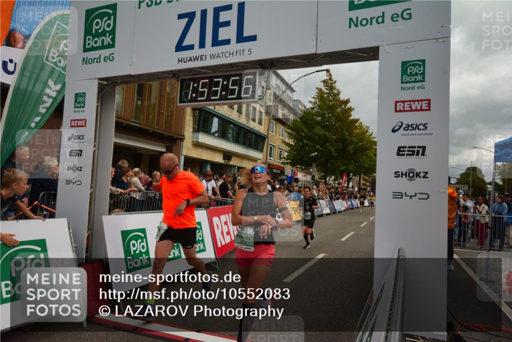 20.09.2026 - PSD Bank Halbmarathon LAZAROV Photography http://msf.ph/oto/10552083 20.09.2026 11:53:56 Ziel 1014, 1346, 1839, 2031, 2144, 2879, 3106, 3479, 3558, 3840, 4742 meine-sportfotos.de