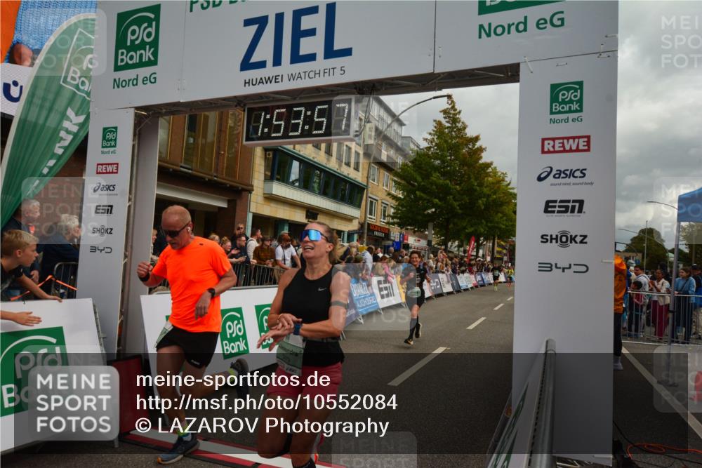 20.09.2026 - PSD Bank Halbmarathon LAZAROV Photography http://msf.ph/oto/10552084 20.09.2026 11:53:56 Ziel 1014, 1346, 1839, 2031, 2144, 2879, 3106, 3479, 3558, 3840, 4742 meine-sportfotos.de