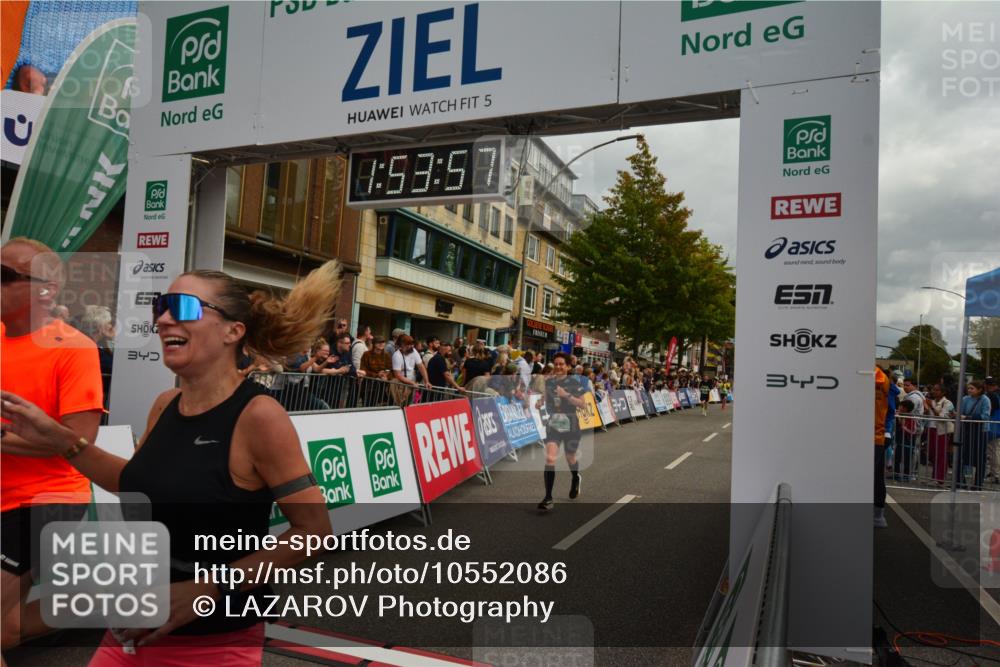 20.09.2026 - PSD Bank Halbmarathon LAZAROV Photography http://msf.ph/oto/10552086 20.09.2026 11:53:56 Ziel 1014, 1346, 1839, 2031, 2144, 2879, 3106, 3479, 3558, 3840, 4742 meine-sportfotos.de