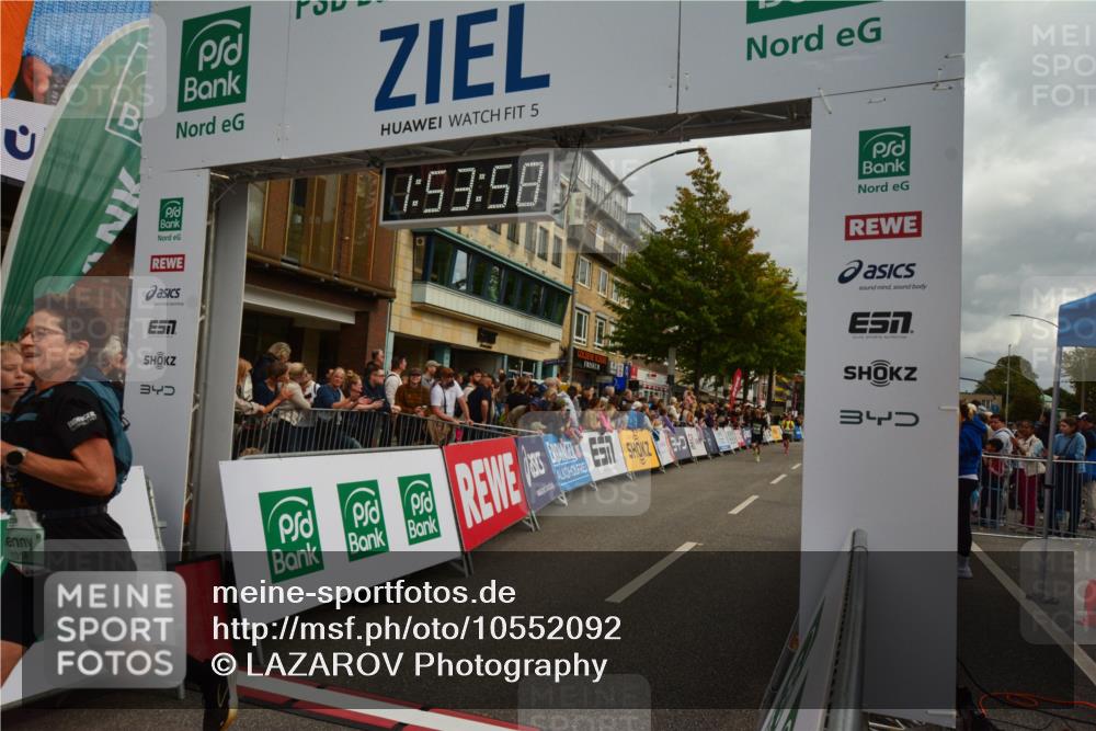 20.09.2026 - PSD Bank Halbmarathon LAZAROV Photography http://msf.ph/oto/10552092 20.09.2026 11:53:58 Ziel 1014, 1839, 2031, 2144, 2879, 3106, 3479, 3558, 4027, 4742, 4759 meine-sportfotos.de