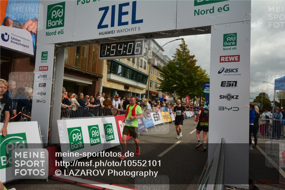 20.09.2026 - PSD Bank Halbmarathon LAZAROV Photography http://msf.ph/oto/10552101 20.09.2026 11:54:05 Ziel 1642, 1839, 2031, 2144, 2594, 2727, 3558, 3654, 4027, 4742, 4759, 4785 meine-sportfotos.de