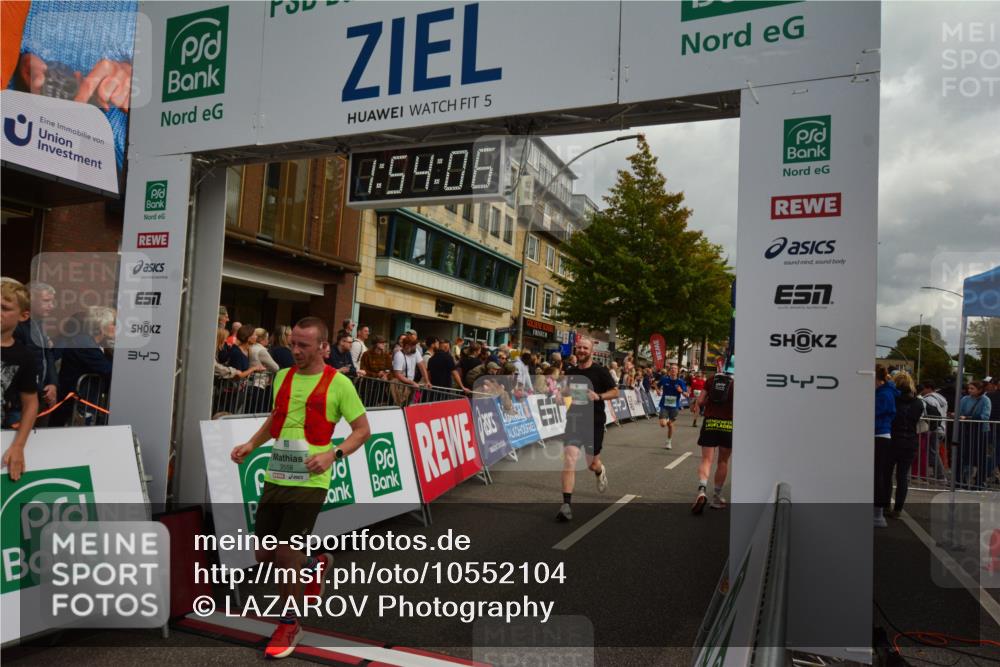 20.09.2026 - PSD Bank Halbmarathon LAZAROV Photography http://msf.ph/oto/10552104 20.09.2026 11:54:06 Ziel 1642, 1839, 2031, 2144, 2594, 2727, 3558, 3654, 4027, 4742, 4759, 4785 meine-sportfotos.de