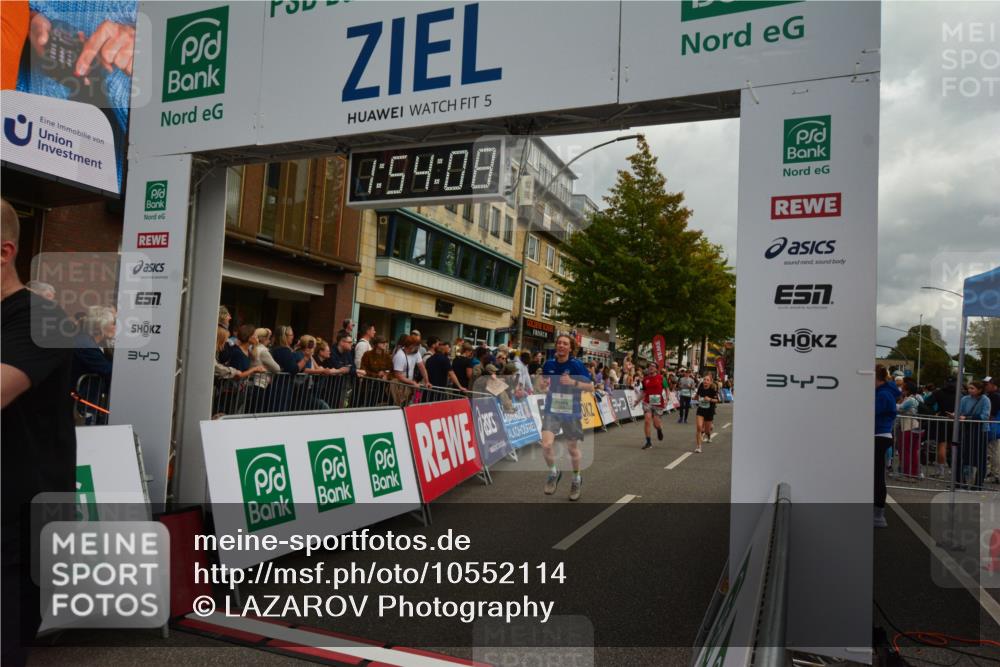 20.09.2026 - PSD Bank Halbmarathon LAZAROV Photography http://msf.ph/oto/10552114 20.09.2026 11:54:07 Ziel 1642, 1839, 2031, 2144, 2594, 2727, 3558, 3654, 4027, 4742, 4759, 4785 meine-sportfotos.de