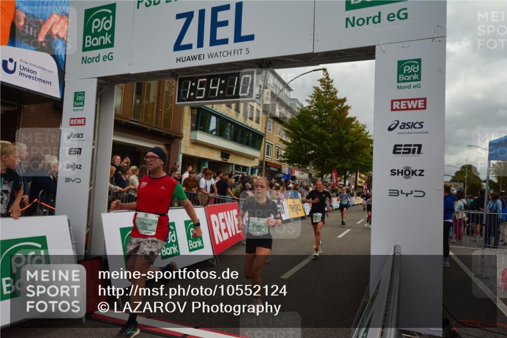 20.09.2026 - PSD Bank Halbmarathon LAZAROV Photography http://msf.ph/oto/10552124 20.09.2026 11:54:10 Ziel 1642, 1839, 2031, 2144, 2594, 2727, 2987, 3558, 3654, 4027, 4742, 4759, 4777, 4785 meine-sportfotos.de