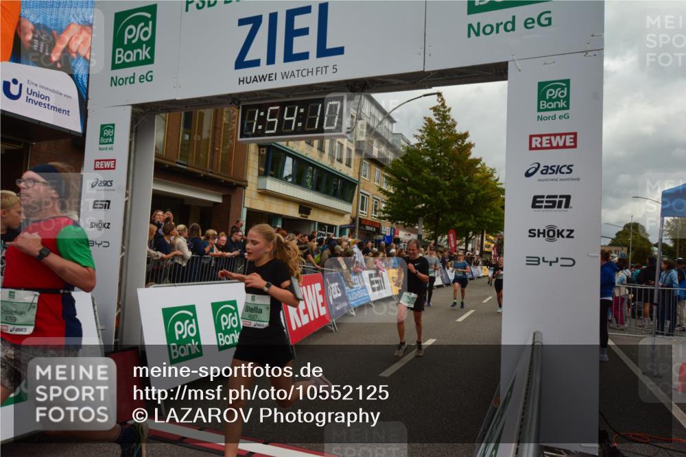 20.09.2026 - PSD Bank Halbmarathon LAZAROV Photography http://msf.ph/oto/10552125 20.09.2026 11:54:10 Ziel 1642, 1839, 2031, 2144, 2594, 2727, 2987, 3558, 3654, 4027, 4742, 4759, 4777, 4785 meine-sportfotos.de