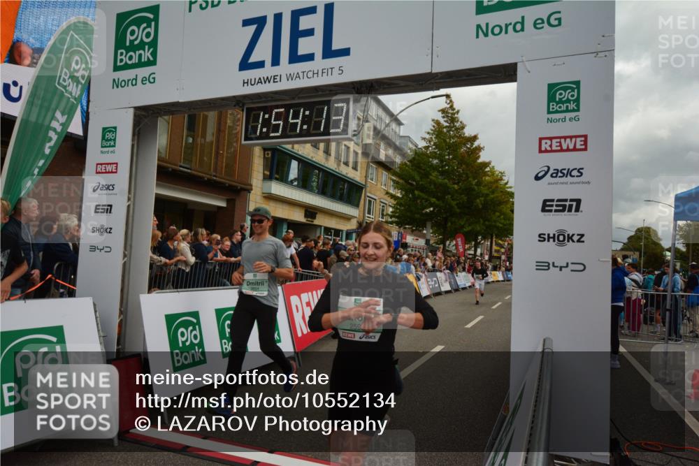 20.09.2026 - PSD Bank Halbmarathon LAZAROV Photography http://msf.ph/oto/10552134 20.09.2026 11:54:13 Ziel 1642, 1839, 2031, 2594, 2727, 2987, 3654, 3687, 4027, 4759, 4777, 4785 meine-sportfotos.de