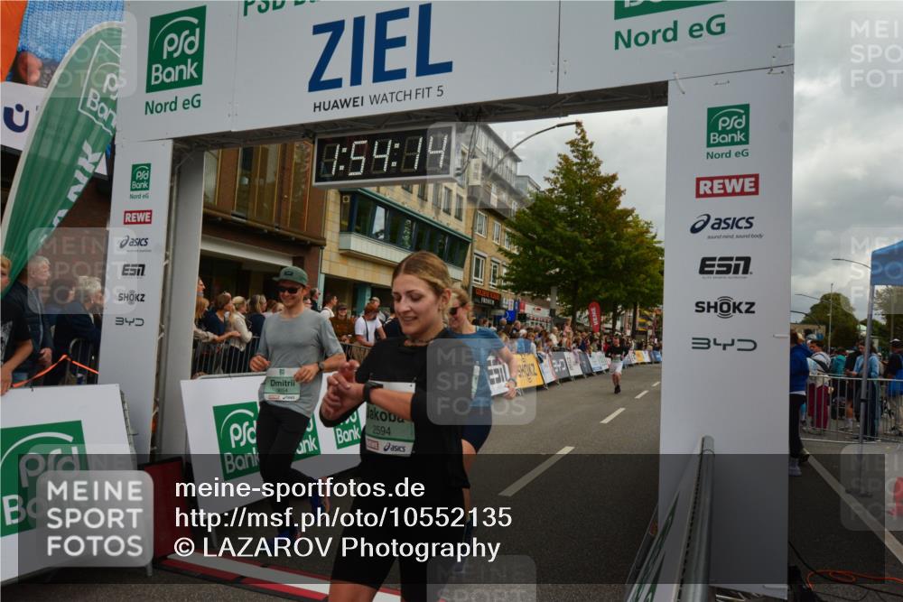20.09.2026 - PSD Bank Halbmarathon LAZAROV Photography http://msf.ph/oto/10552135 20.09.2026 11:54:13 Ziel 1642, 1839, 2031, 2594, 2727, 2987, 3654, 3687, 4027, 4759, 4777, 4785 meine-sportfotos.de